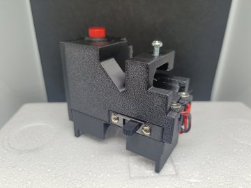 イグニッション・ダッシュLightを斜めから見る